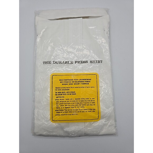 New Vintage Wickfield Permanent Press Tapered White Men's Dress Shirt 16.5 34 - Picture 2 of 5